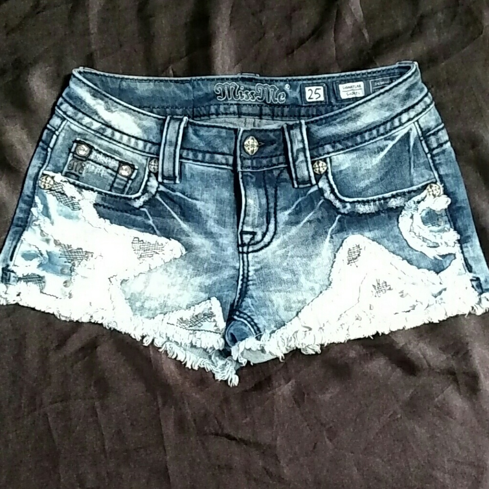 Miss Me Shorts